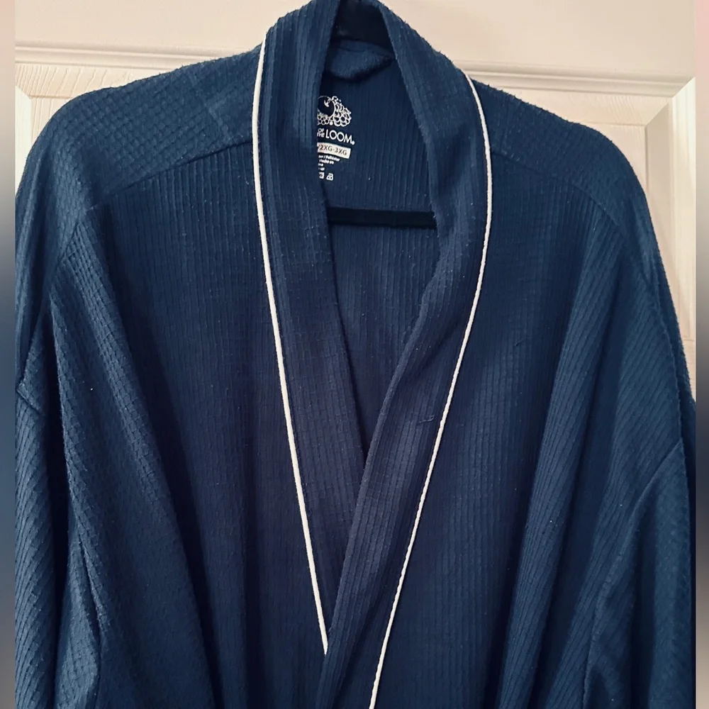Fruit of the Loom Navy Blue Men's Robe - Picture 2 of 3